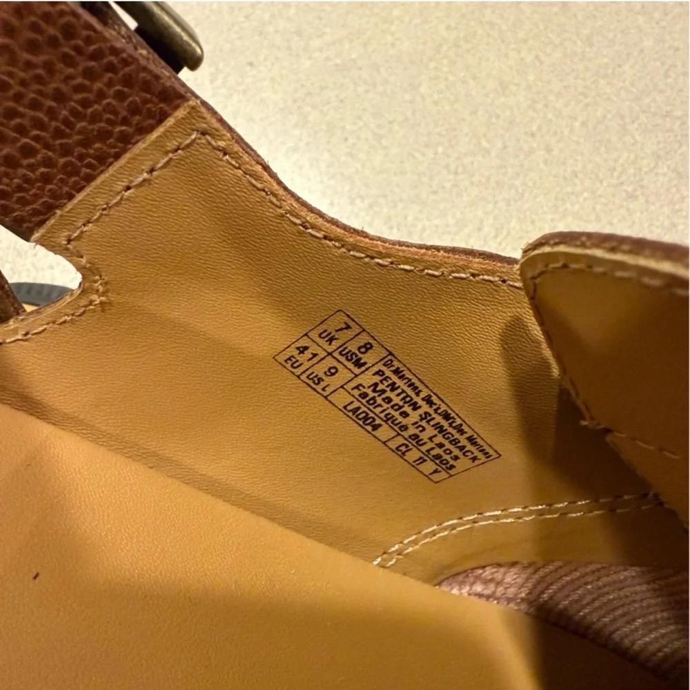 NWT Dr. martens men’s  Brown Leather Loafers size 8